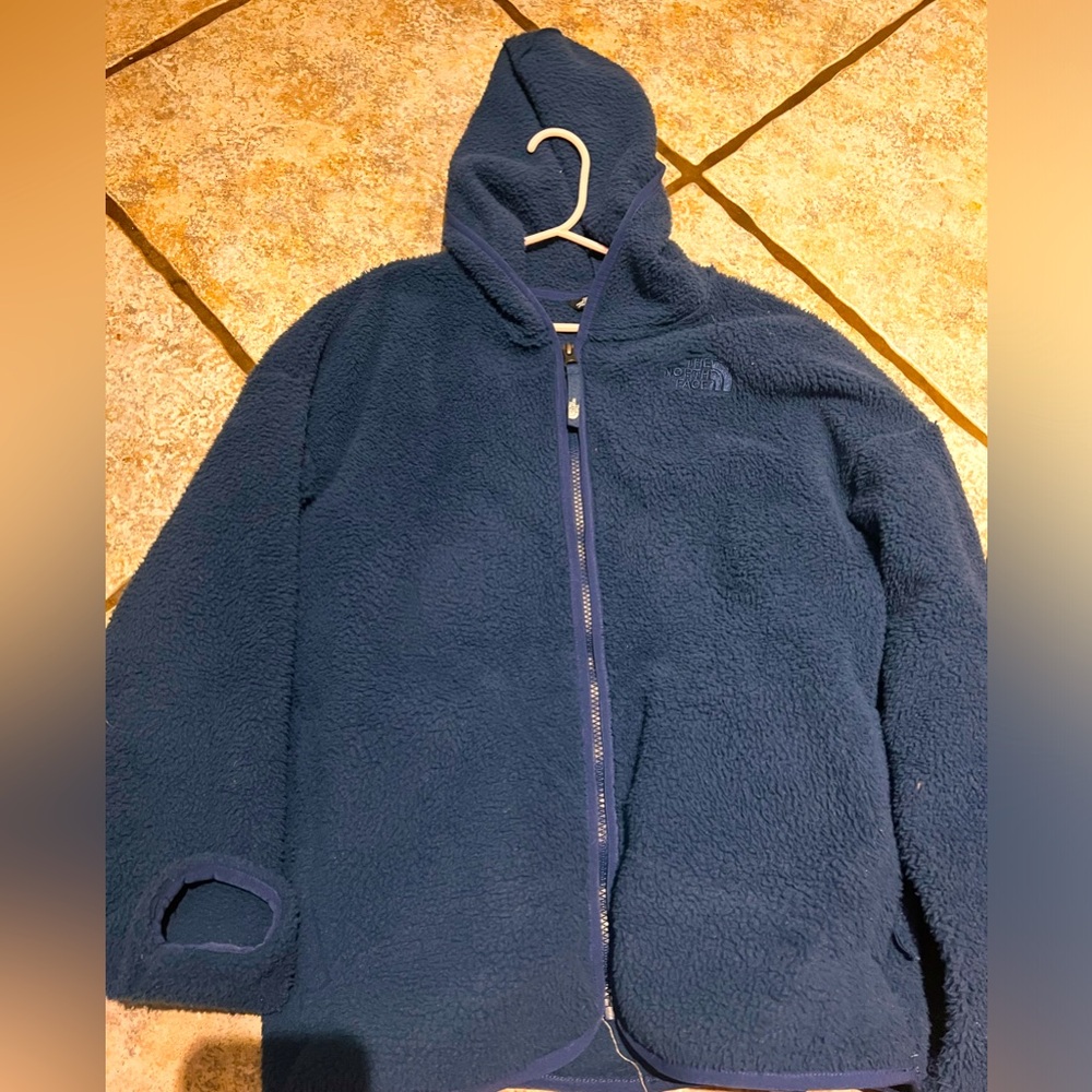The North Face - youth XL sherpa Hoodie